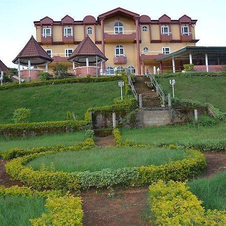 Hotel De Malte Dschang Экстерьер фото