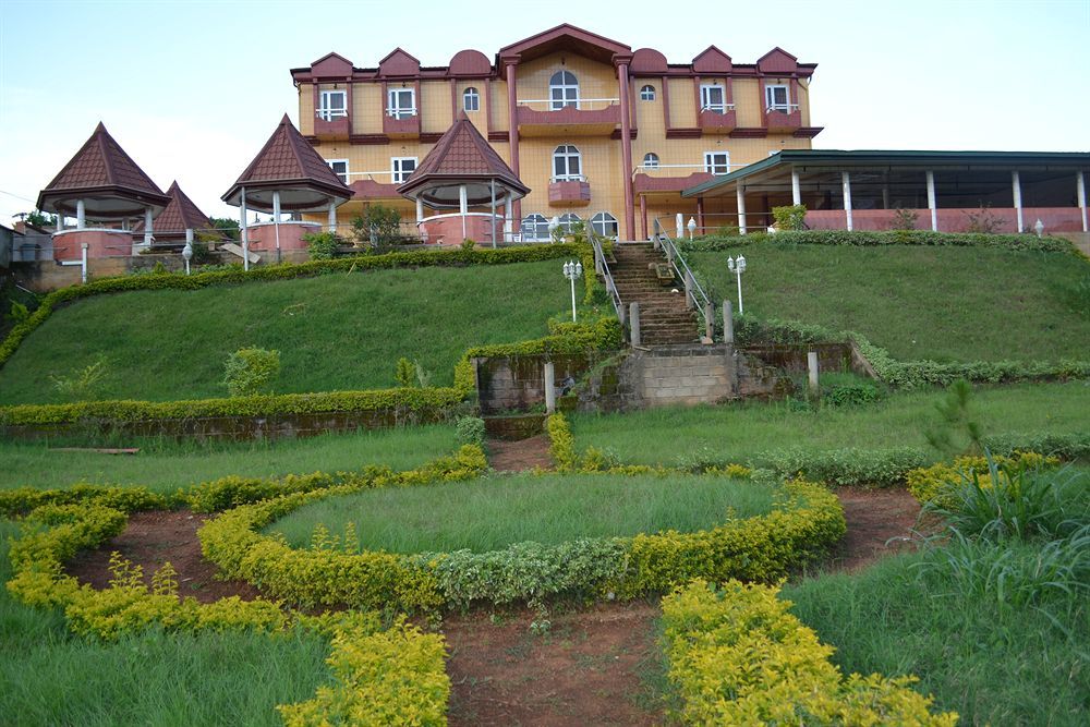Hotel De Malte Dschang Экстерьер фото