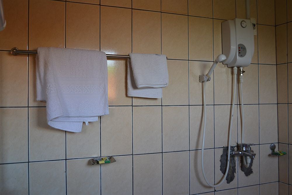 Hotel De Malte Dschang Экстерьер фото